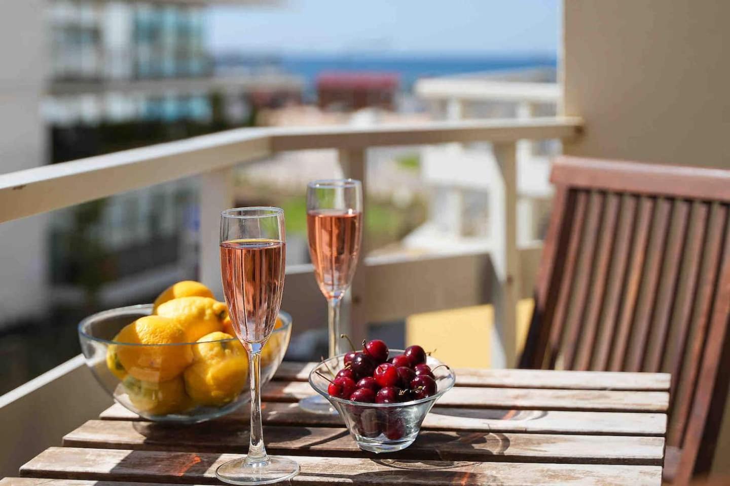Spacious Beach 2 Bedroom Apt Sleep6 By Promenade Armação de Pêra Eksteriør billede